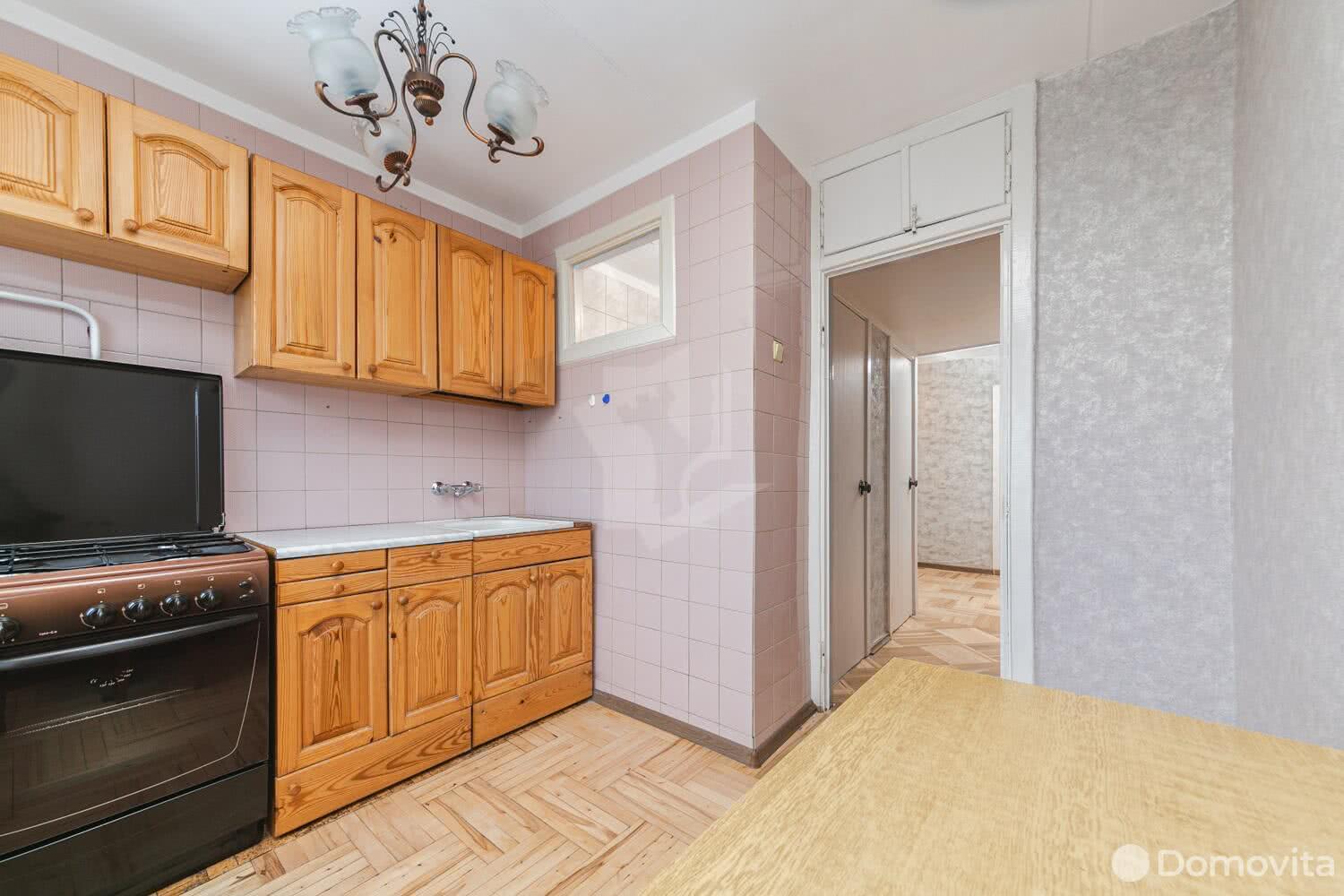 Купить 3-комнатную квартиру в Минске, ул. Пугачевская, д. 11, 105000 USD, код: 962862 - фото 1