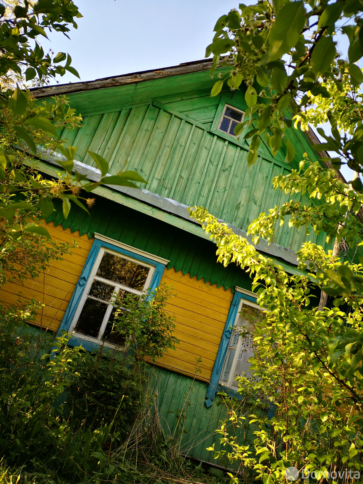 дом, Стайки, ул. Центральная, д. 15 