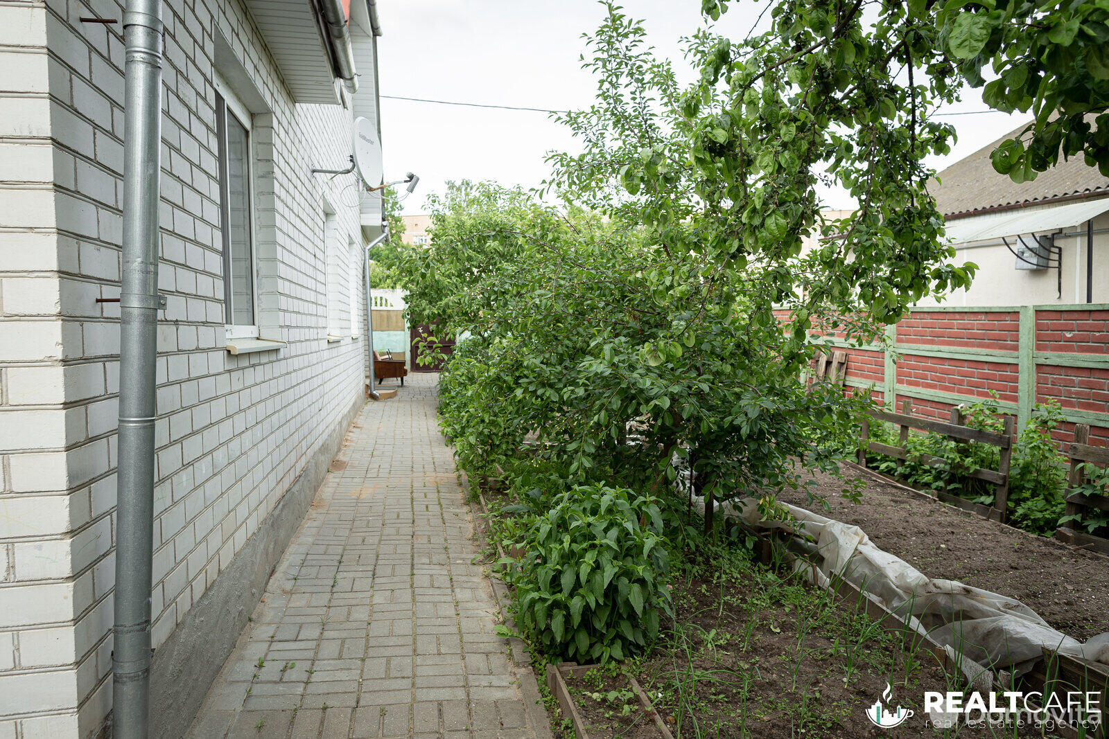 дом, Лида, ул. Лупова, д. 7 - лучшее предложение