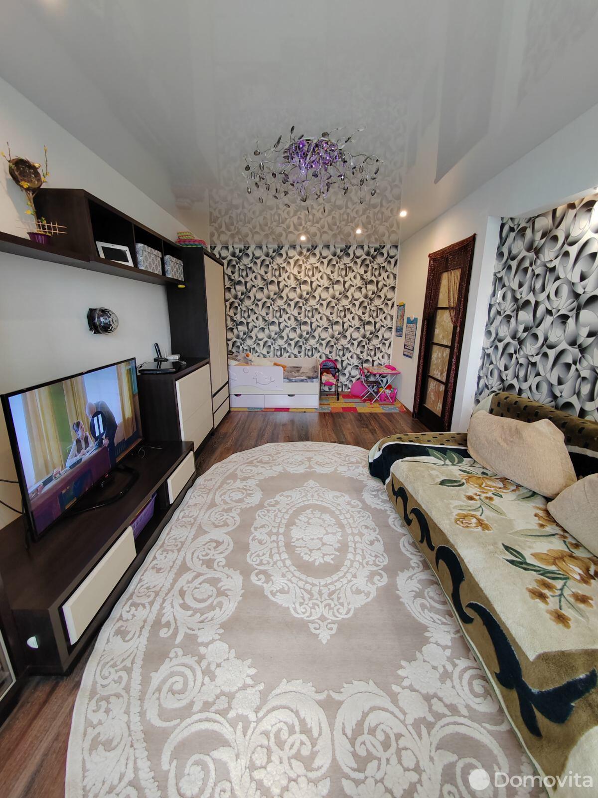 Купить 2-комнатную квартиру в Витебске, ул. Чкалова, д. 7, 46500 USD, код: 1000607 - фото 1
