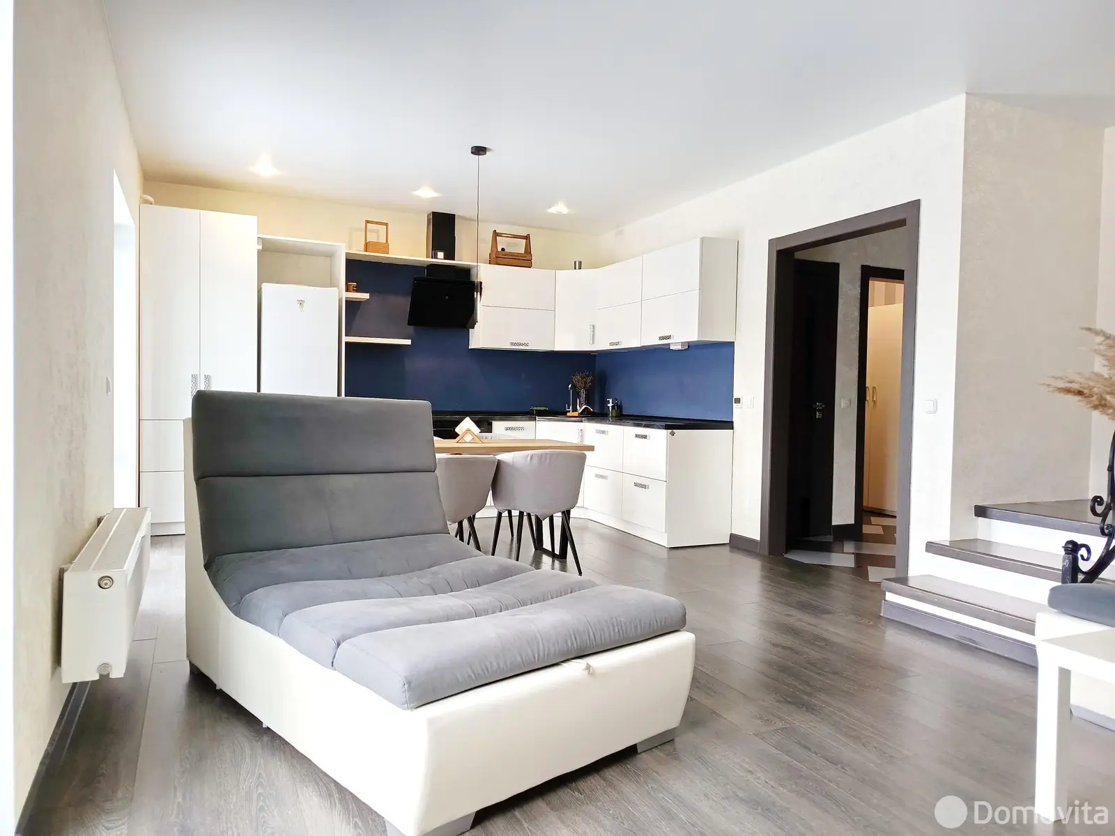 коттедж, Пинск, ул. Логишинская, д. 30, стоимость продажи 271 092 р.