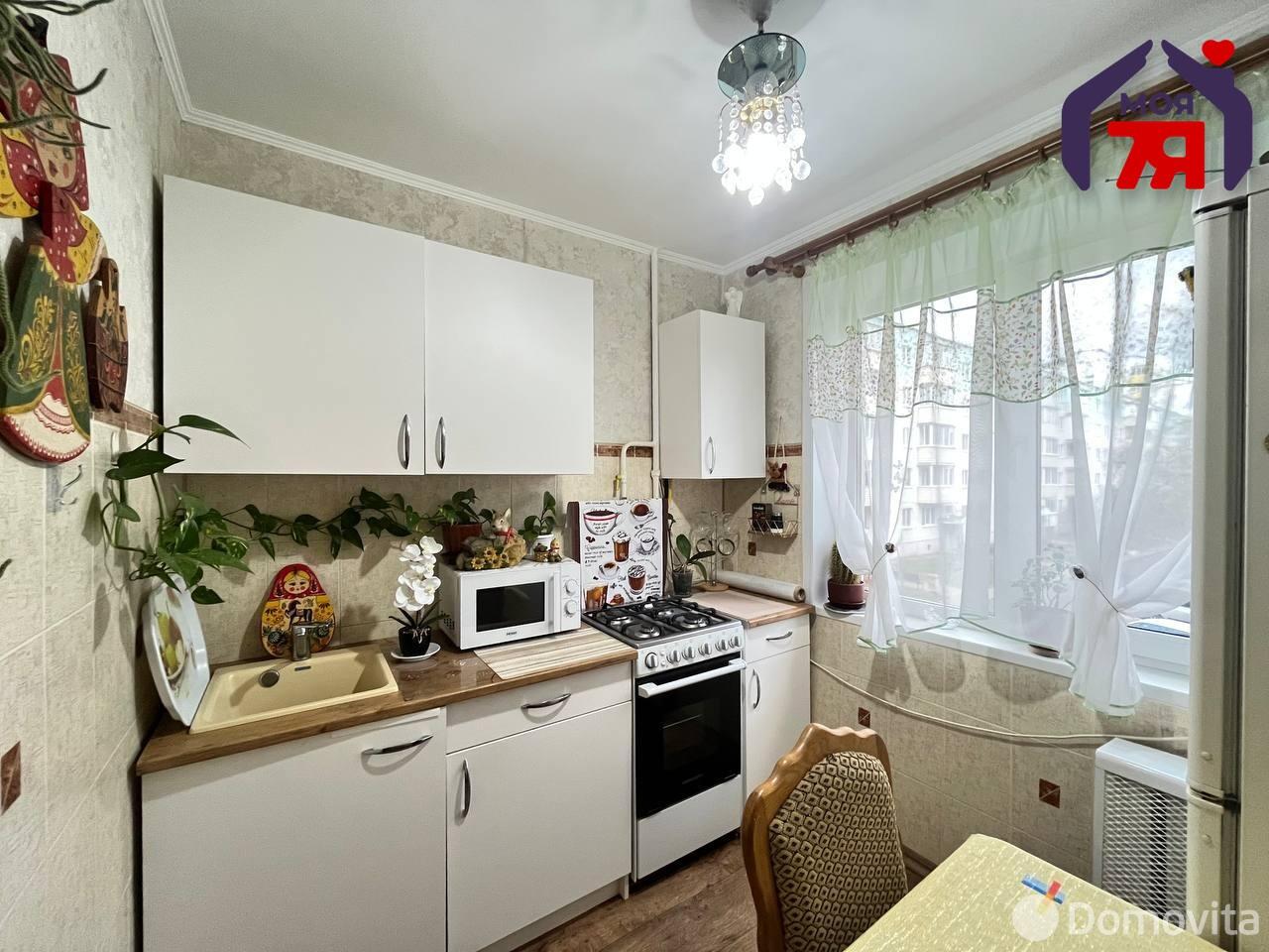 Продажа 3-комнатной квартиры в Солигорске, ул. Козлова, д. 13, 50500 USD, код: 1108430 - фото 2