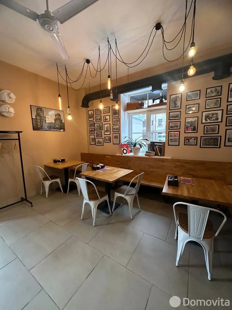 объект сферы услуг, Минск, пр-т Независимости, д. 43 на ст. метро Площадь Победы