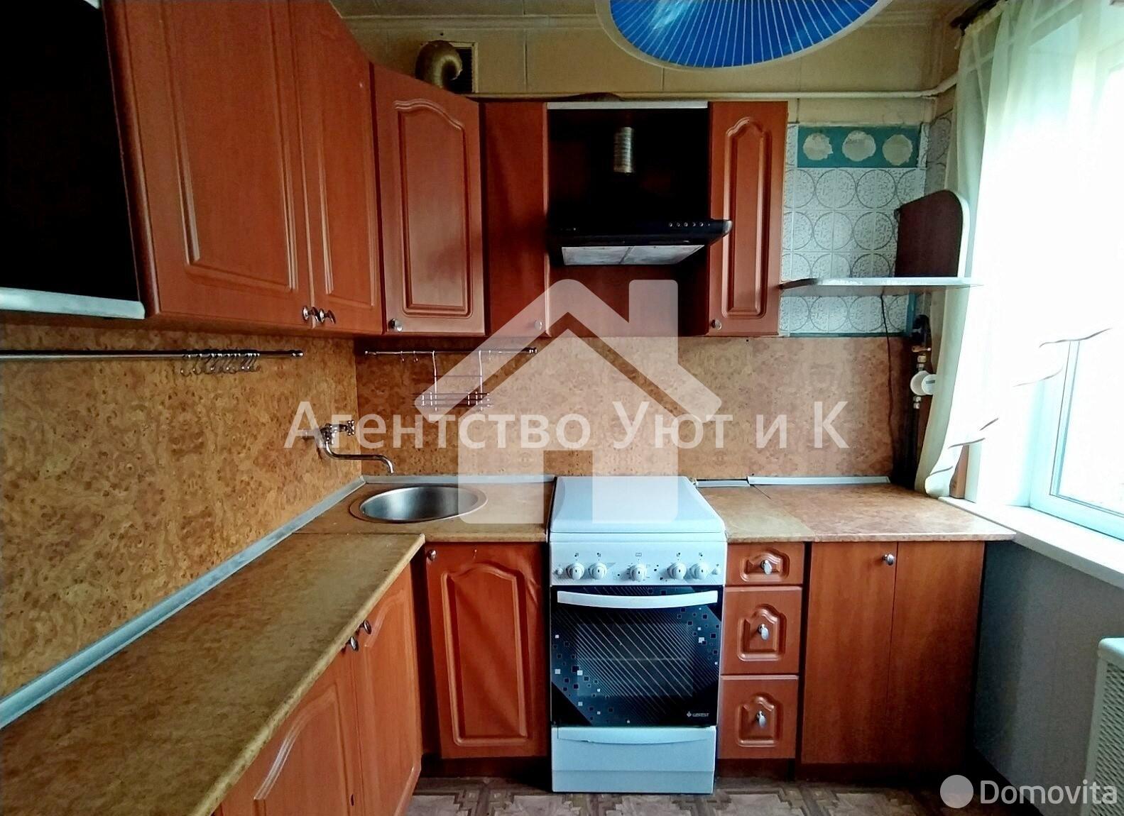 Купить 2-комнатную квартиру в Витебске, ул. 39-й Армии, 24200 USD, код: 1067036 - фото 1