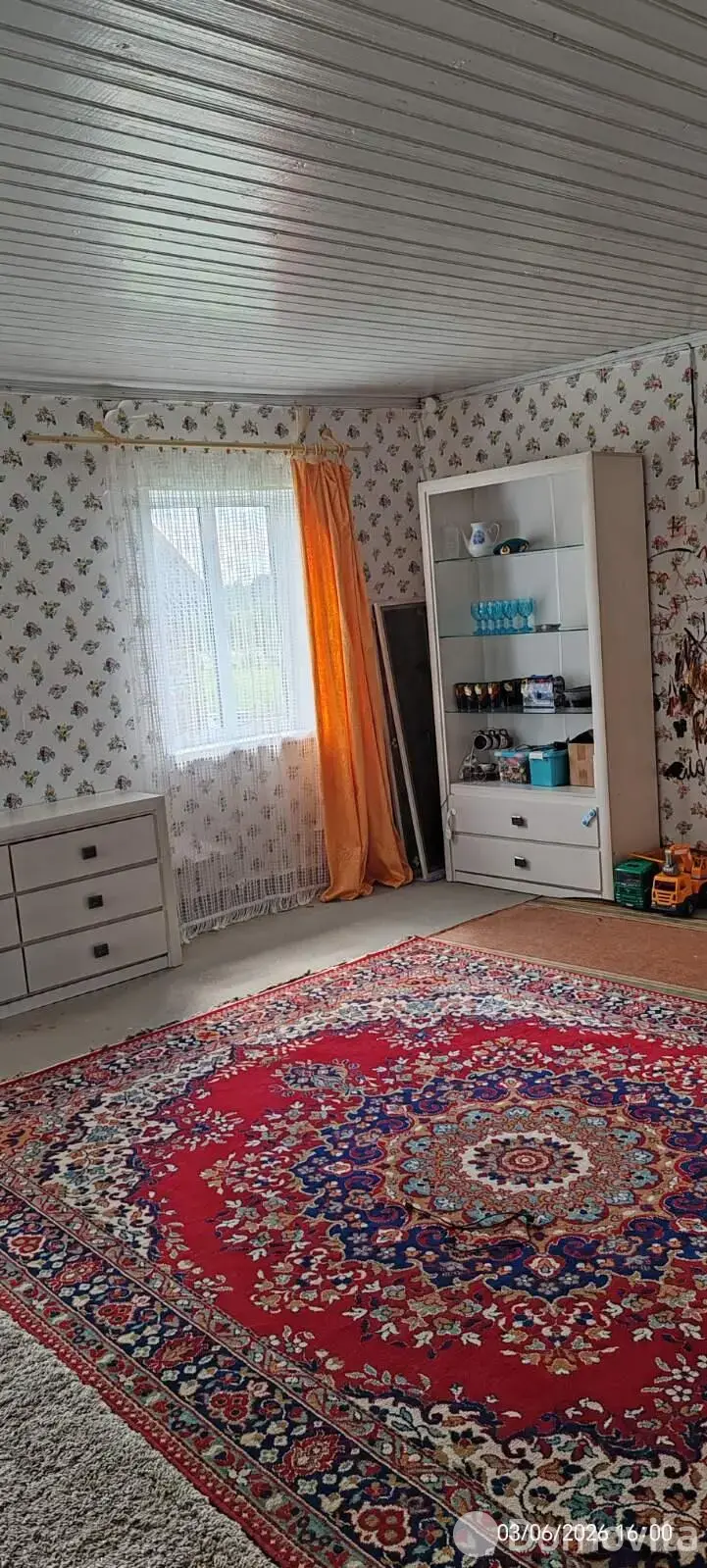 коттедж, Стайки, 