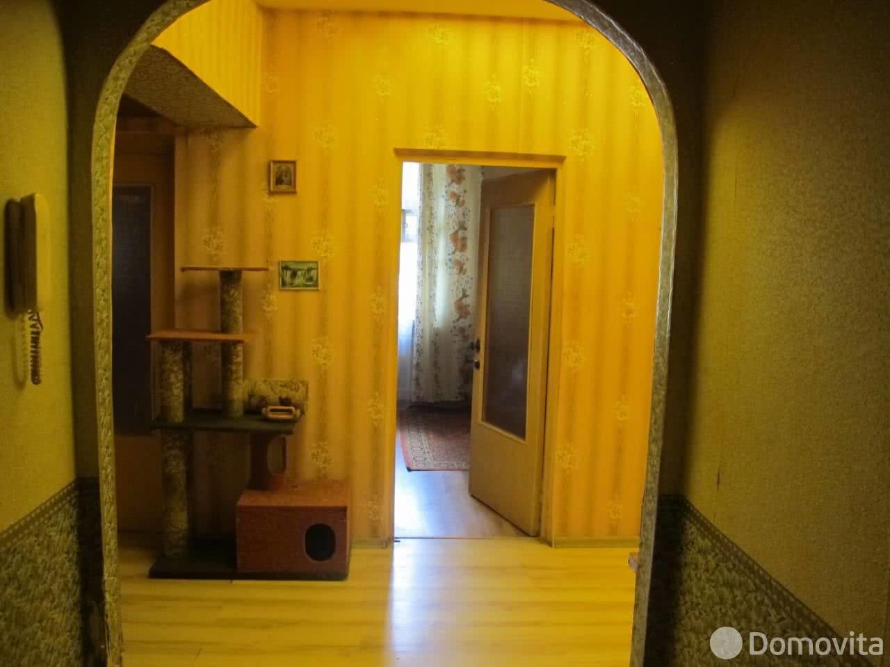 Купить 4-комнатную квартиру в Витебске, пр-д Октябрьский, д. 11, 42000 USD, код: 828028 - фото 5