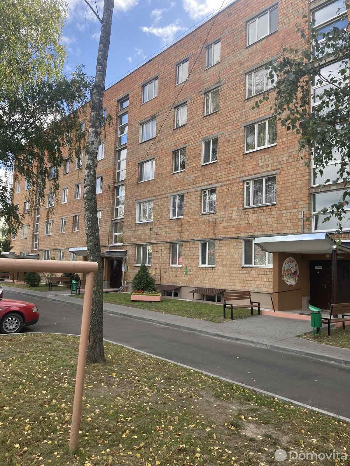 Продажа 2-комнатной квартиры в Пинске, ул. Суворова, д. 25А, 28000 USD, код: 932933 - фото 1
