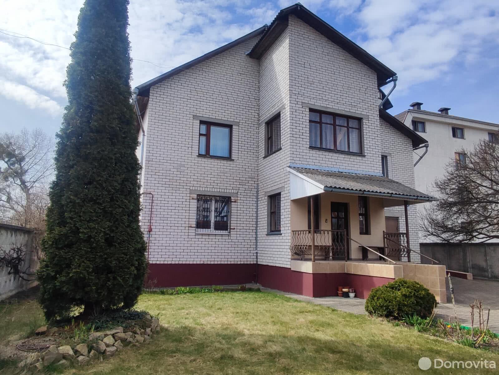 Продажа 2-этажного дома в Барановичах, Брестская область ул. Гагарина, д. 42, 113700USD, код 634086 - фото 1