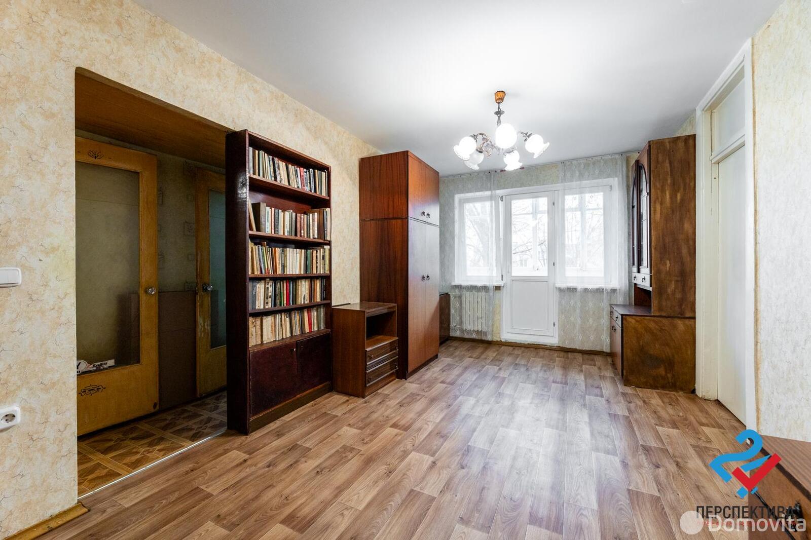 Купить 2-комнатную квартиру в Минске, ул. Антоновская, д. 8, 71500 USD, код: 1105353 - фото 2