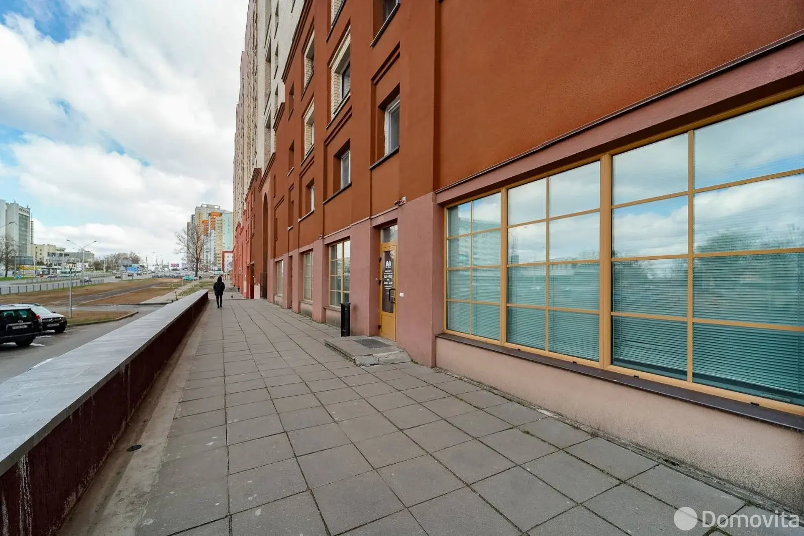 Аренда офиса на ул. Максима Богдановича, д. 112 в Минске, 3230USD, код 14368 - фото 2