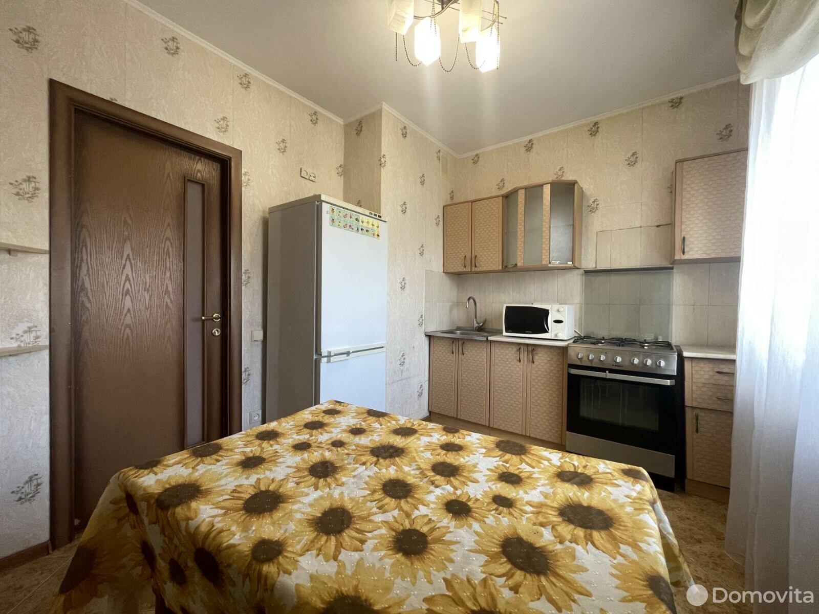 Продажа 4-комнатной квартиры в Сухоруких, ул. Гоголя, д. 8/А, 75000 USD, код: 950079 - фото 1