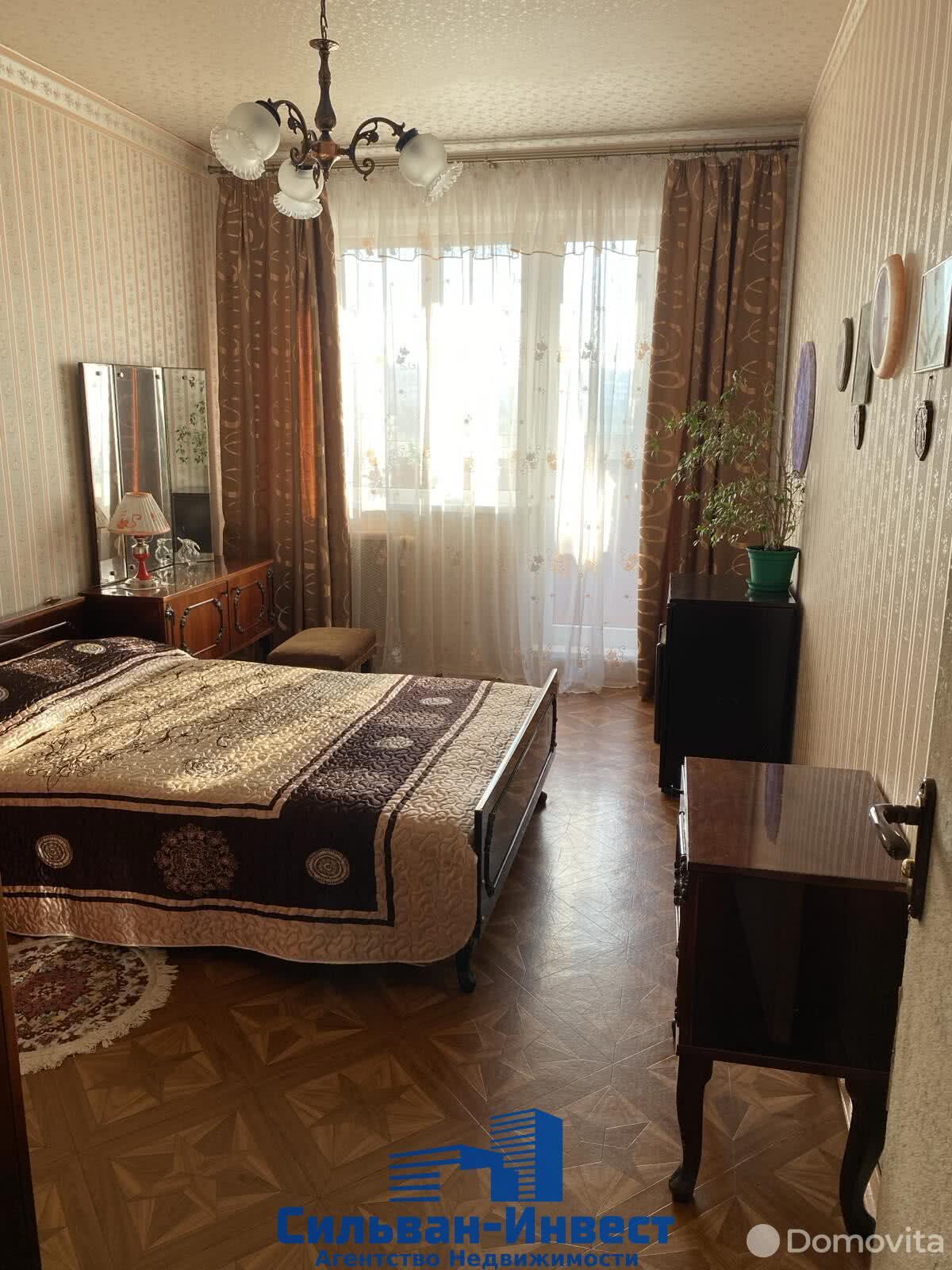 Купить 3-комнатную квартиру в Минске, ул. Сергея Есенина, д. 87, 82900 USD, код: 1057464 - фото 1