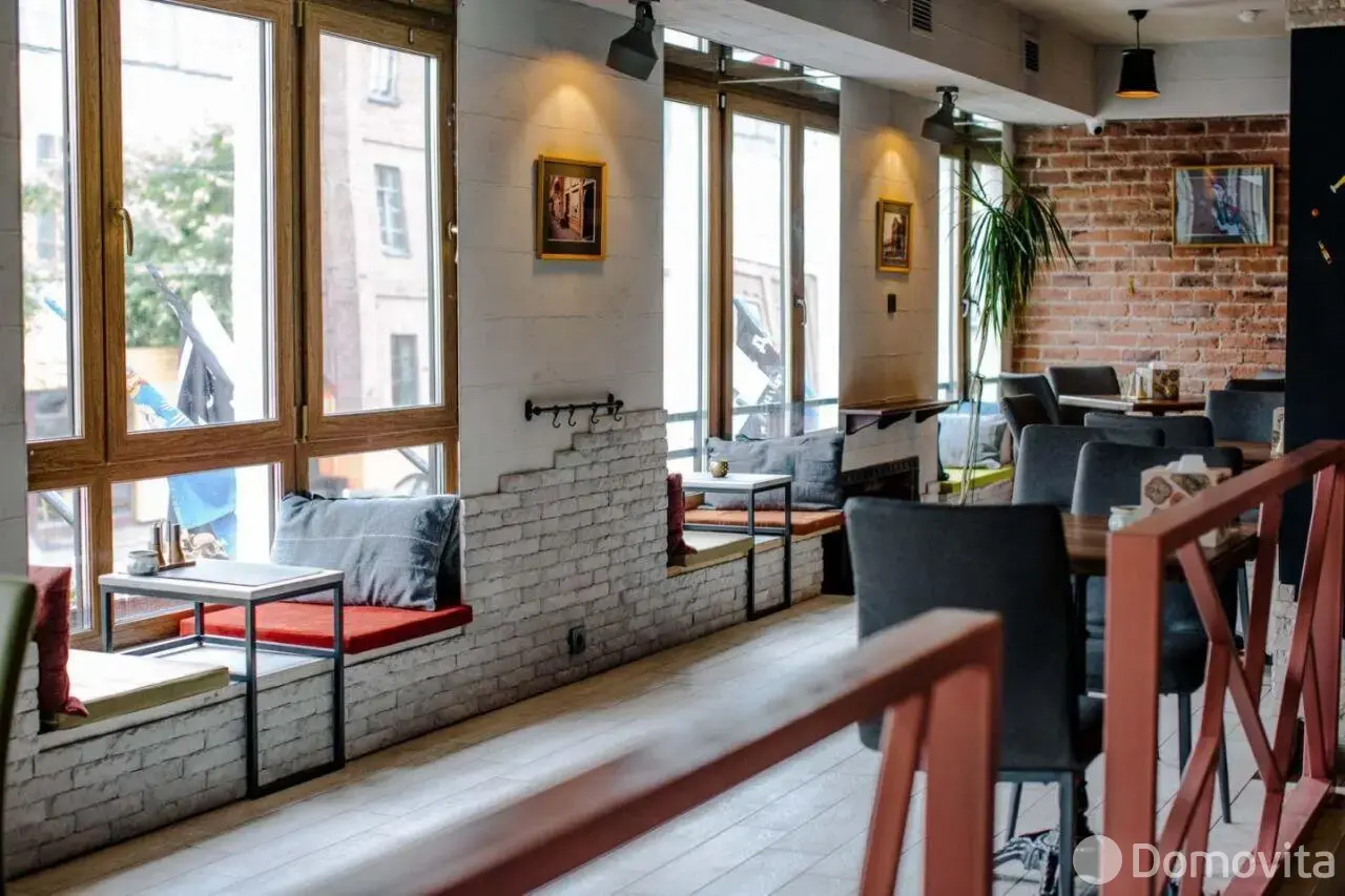 Помещение под сферу услуг в Минске, ул. Октябрьская, д. 23, код 3726 - фото 3