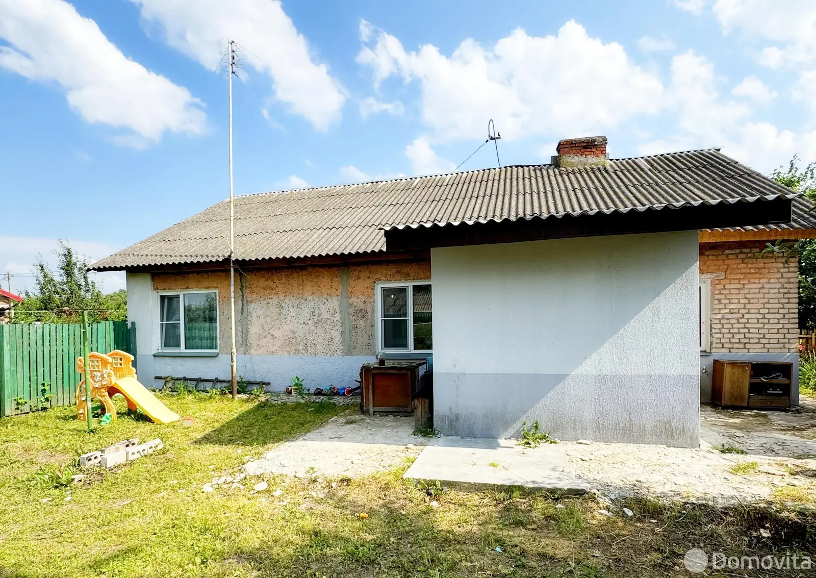дом, Еремино, ул. Владимира Комарова, д. 3 