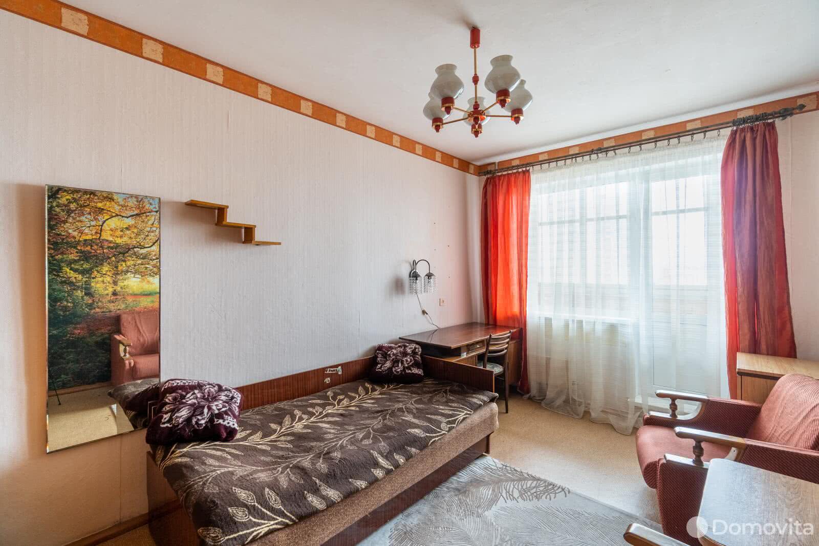 Продажа 3-комнатной квартиры в Минске, ул. Голубева, д. 20, 78000 USD, код: 980414 - фото 4