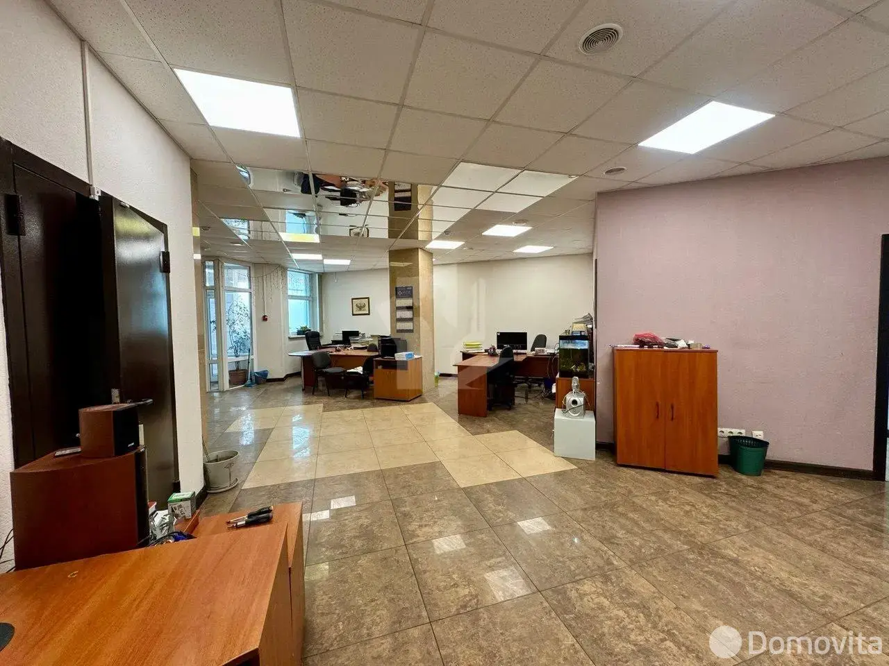 Помещение под сферу услуг в Минске, ул. Сторожовская, д. 6, код 3928 - фото 3