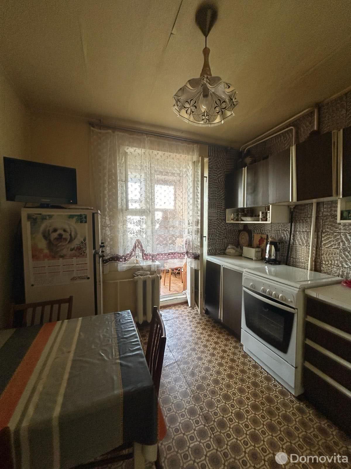 Купить 4-комнатную квартиру в Молодечно, ул. Будавников, д. 14А, 68000 USD, код: 997521 - фото 1