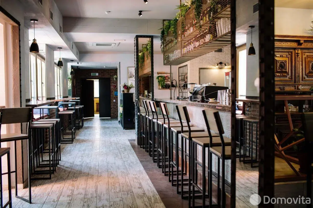 Помещение под сферу услуг в Минске, ул. Октябрьская, д. 23, код 3726 - фото 7