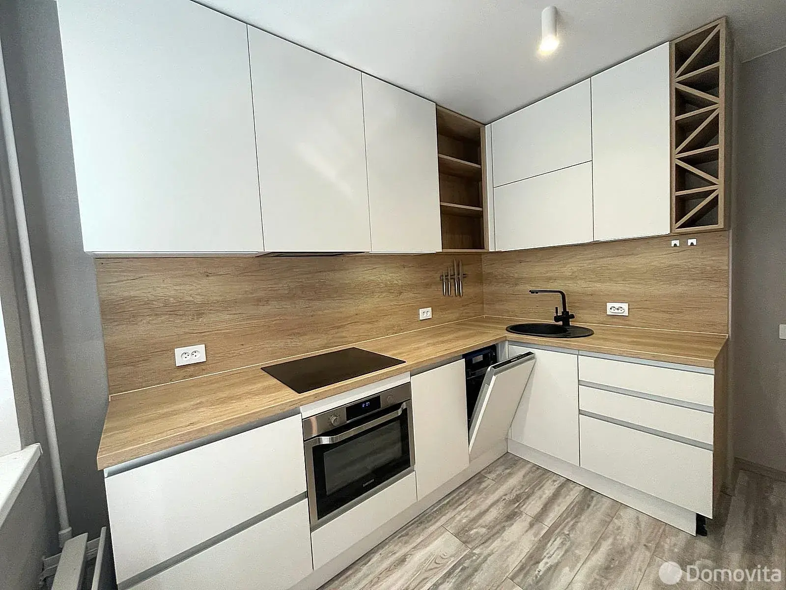 Снять 1-комнатную квартиру в Минске, ул. Янковского, д. 3, 400USD, код 148304 - фото 1