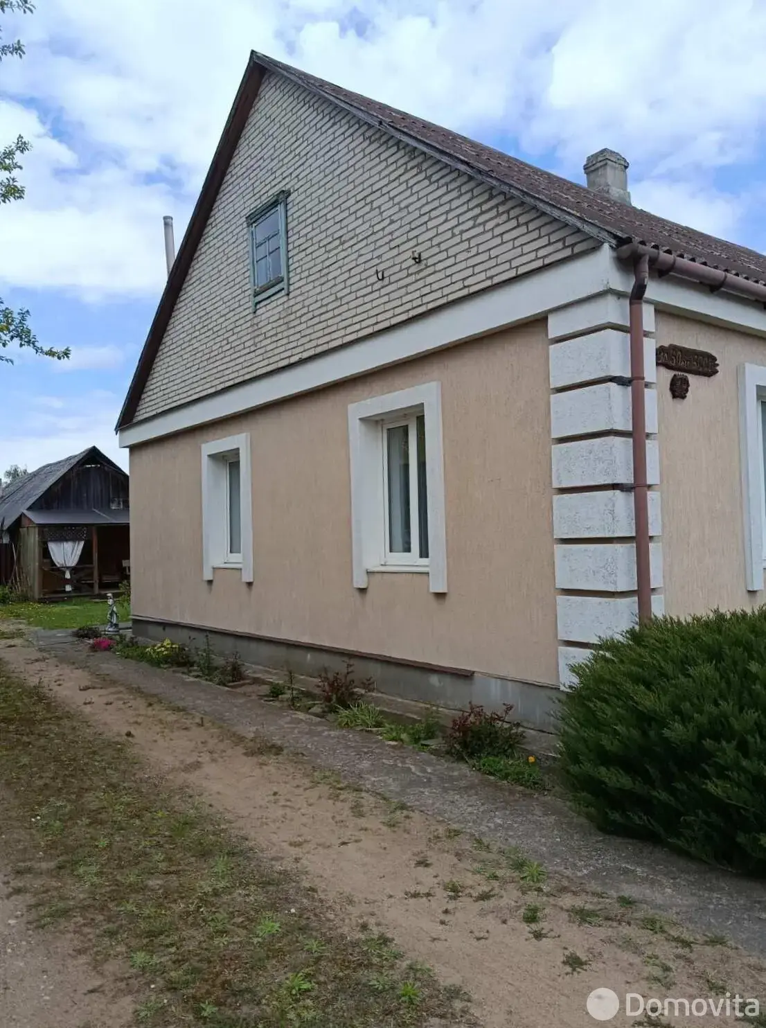 дом, Юратишки, ул. 50 лет БССР 