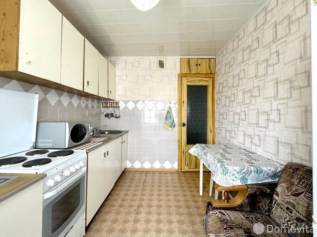 квартира, Минск, пер. Калининградский, д. 13 на ст. метро Академия наук