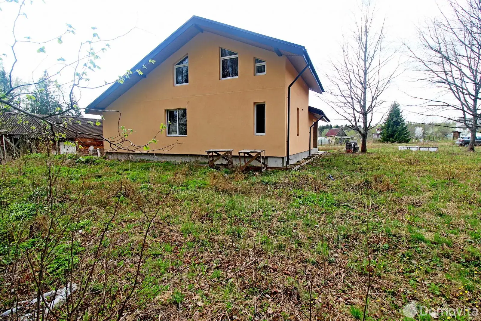 дом, Чаровница, 