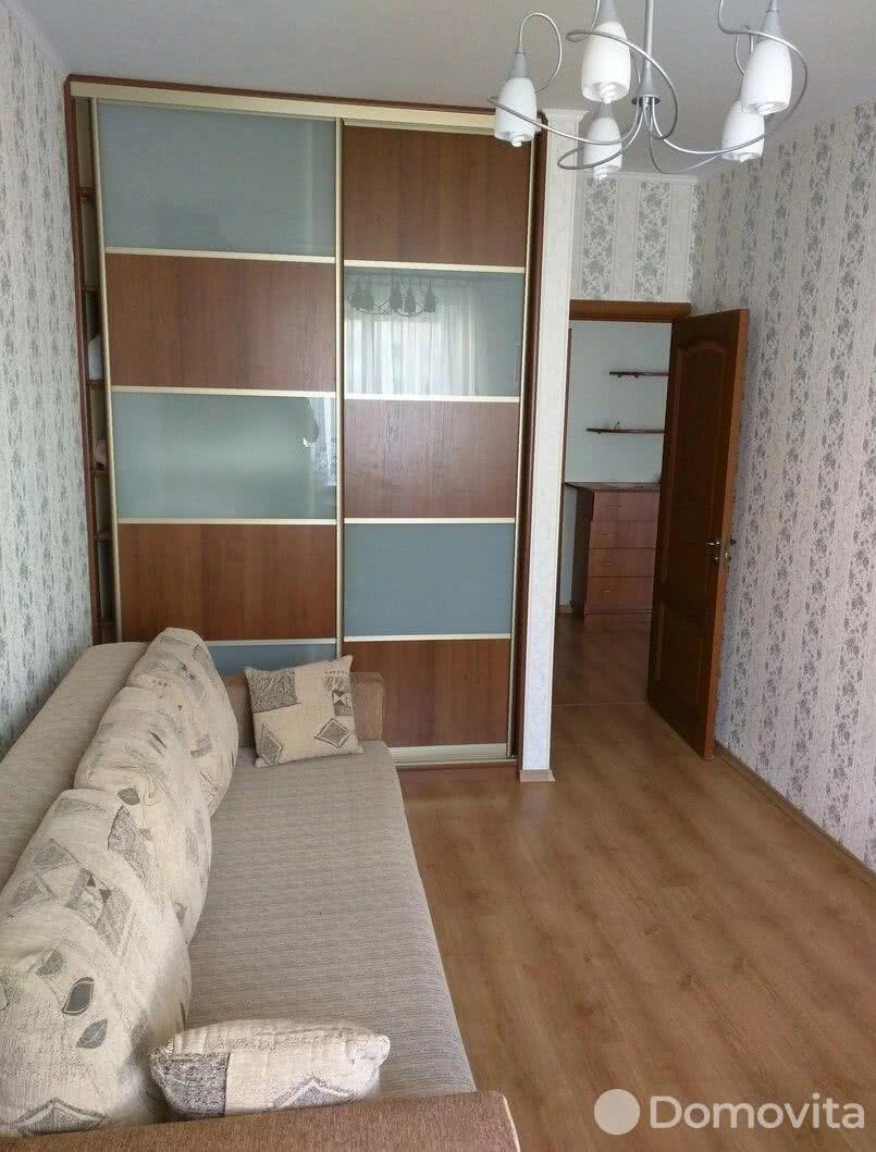 комната, Минск, ул. Парниковая, д. 5, стоимость аренды 370 р./мес.
