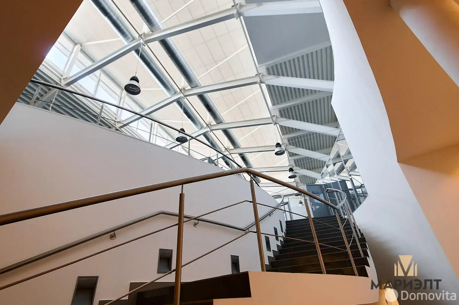 Помещение под сферу услуг в Минске, ул. Нарочанская, д. 11, код 3581 - фото 16