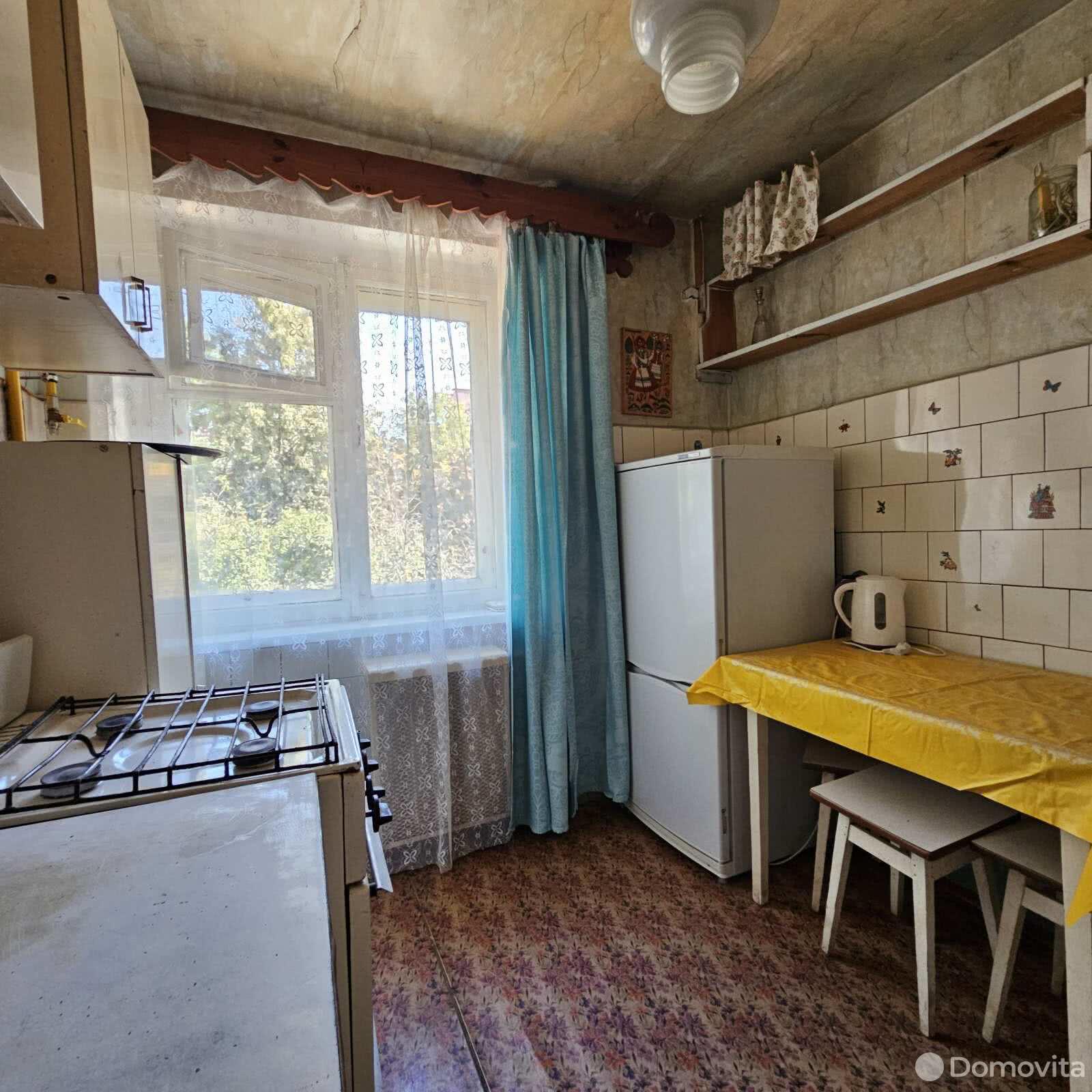 Продажа 2-комнатной квартиры в Жлобине, ул. Первомайская, д. 36, 24900 USD, код: 1056063 - фото 2