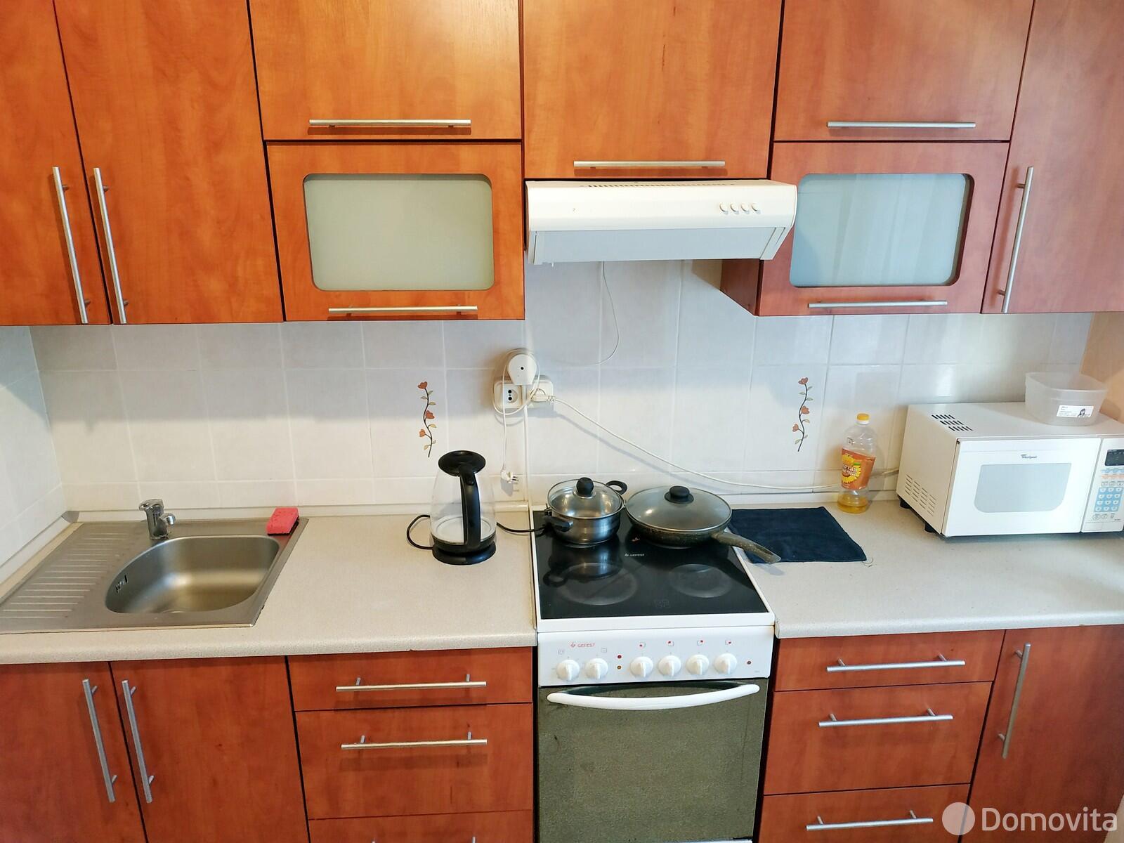 Продажа 1-комнатной квартиры в Минске, ул. Рафиева, д. 94, 55000 USD, код: 1098999 - фото 1