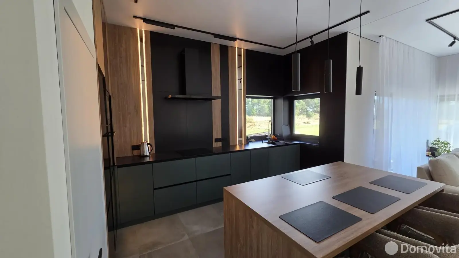 дом, Довжани, д. 44