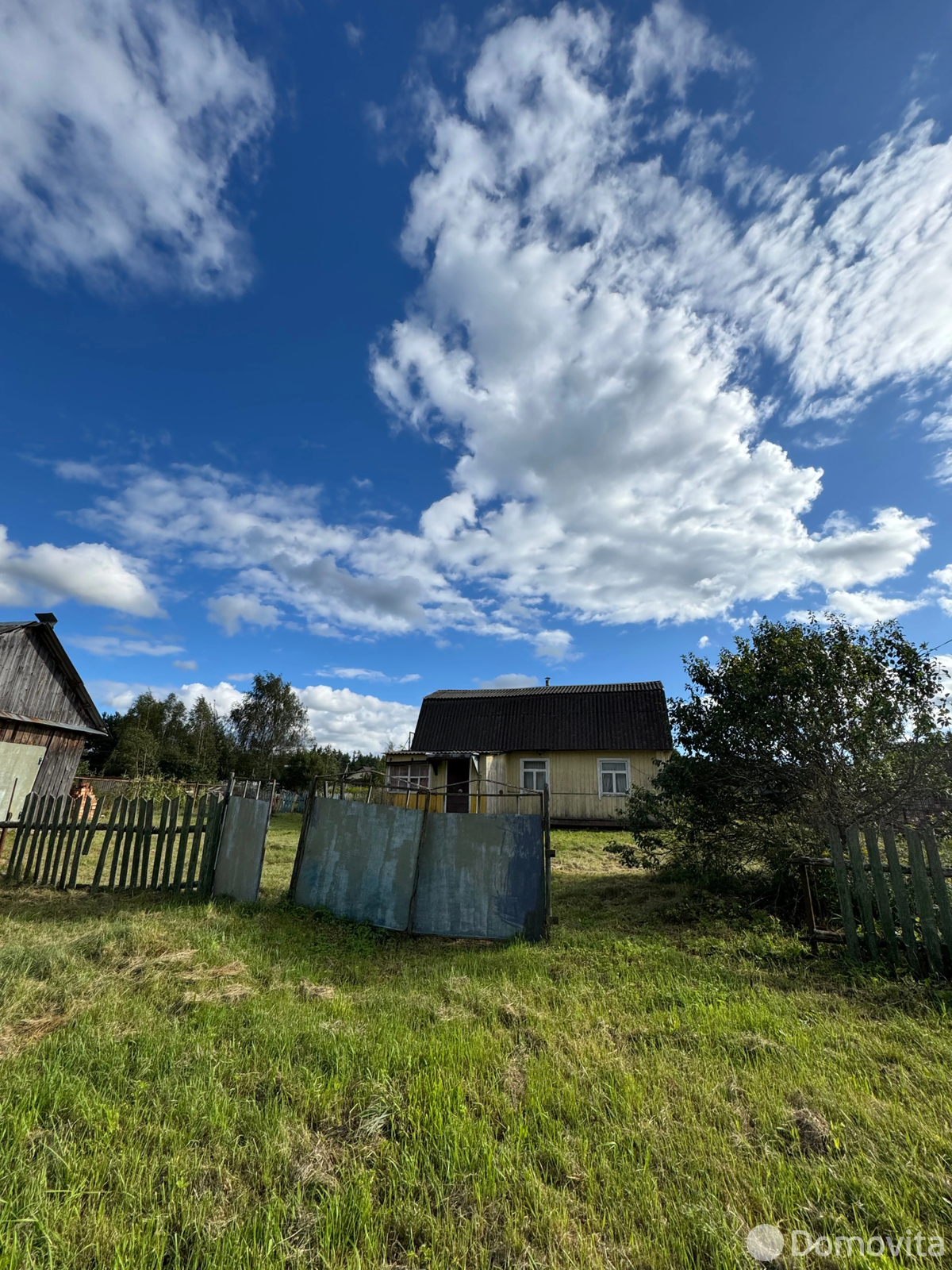 дача, Молоди, ул. Молодежная, д. 14Б