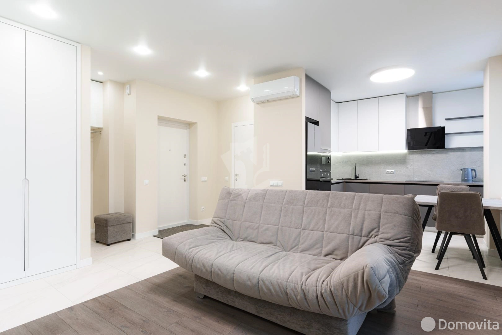 квартира, Минск, ул. Коллекторная, д. 8, стоимость аренды 2 036 р./мес.