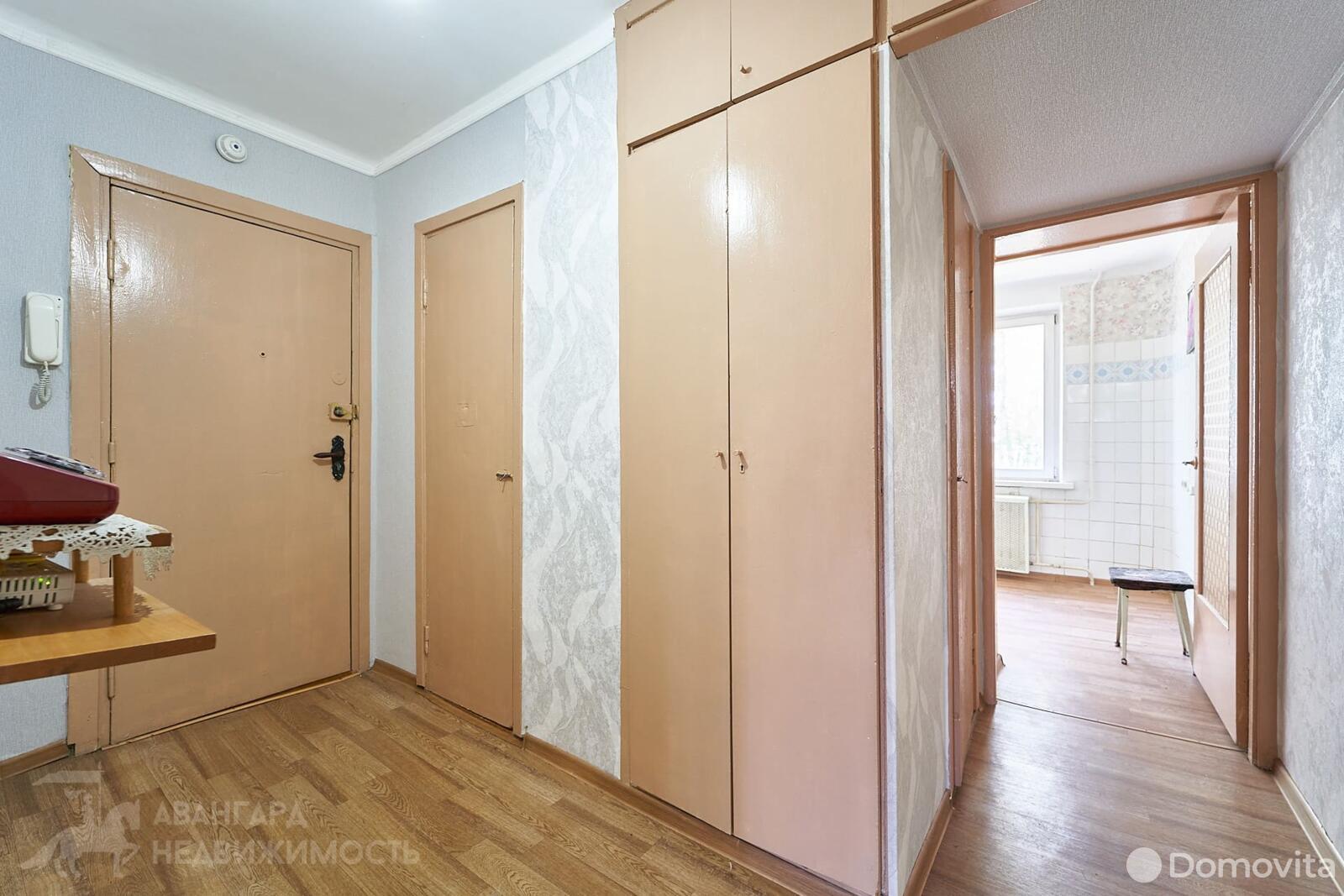 квартира, Минск, ул. Брикета, д. 4, стоимость продажи 208 533 р.