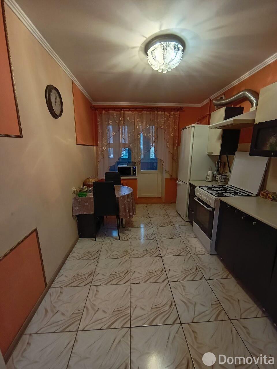 Продажа 3-комнатной квартиры в Лиде, пер. 2-й А. Невского, д. 48, 61500 USD, код: 1117850 - фото 4