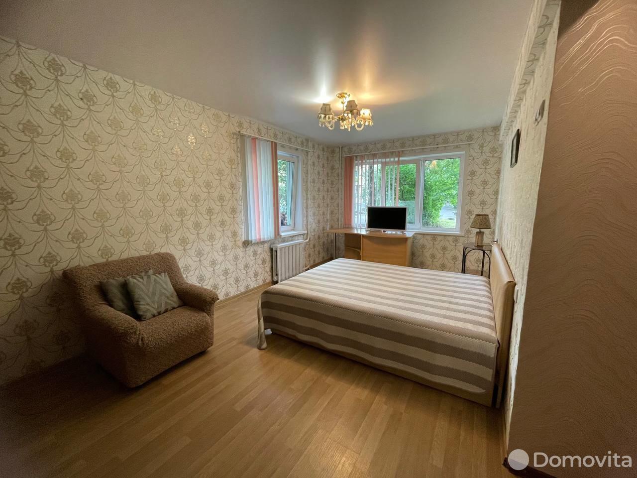 Продажа 2-комнатной квартиры в Витебске, ул. Правды, д. 53, 43000 USD, код: 1021448 - фото 1
