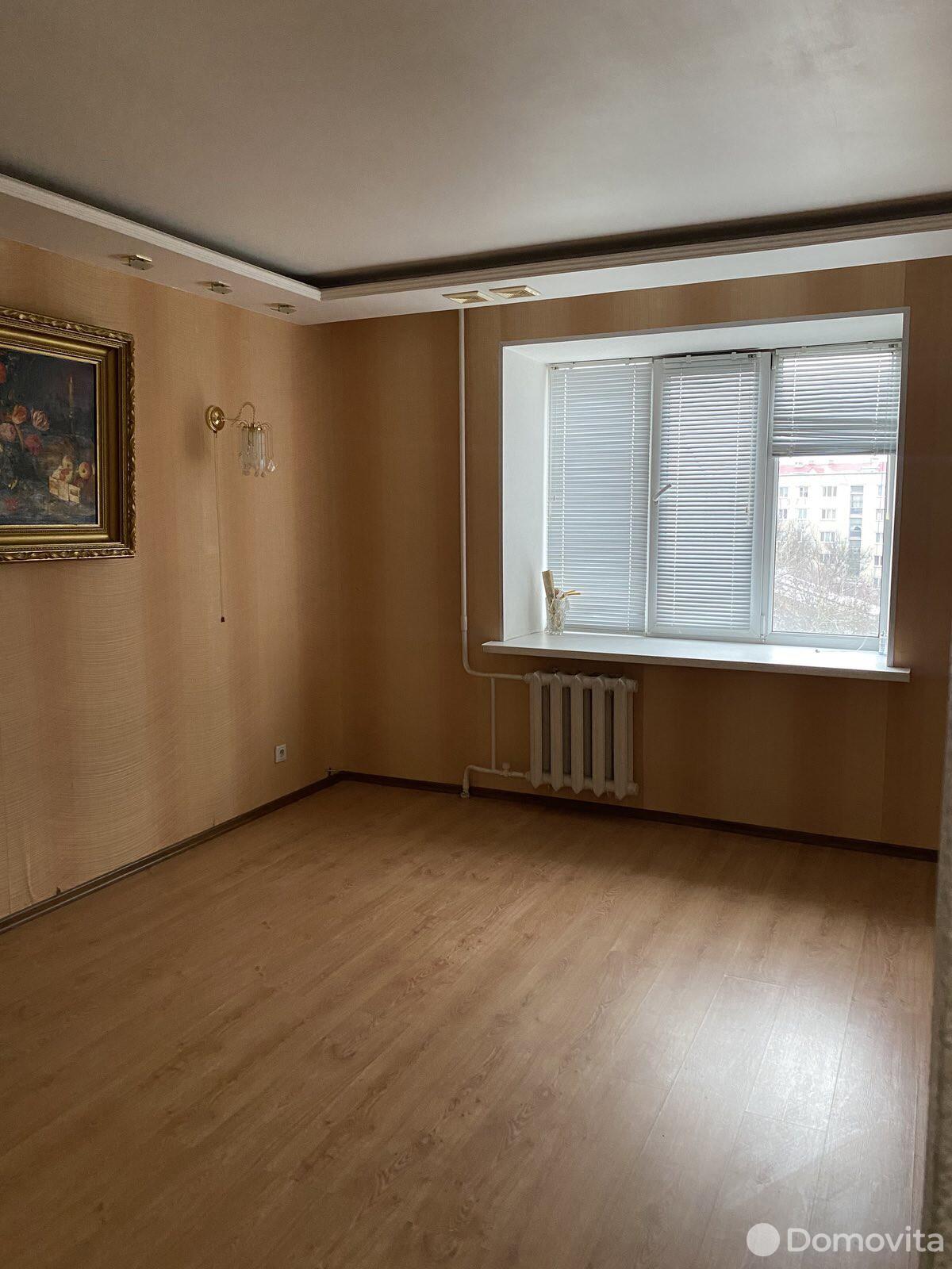 Продажа 3-комнатной квартиры в Пинске, ул. Мопровская, д. 11, 39500 USD, код: 938325 - фото 1