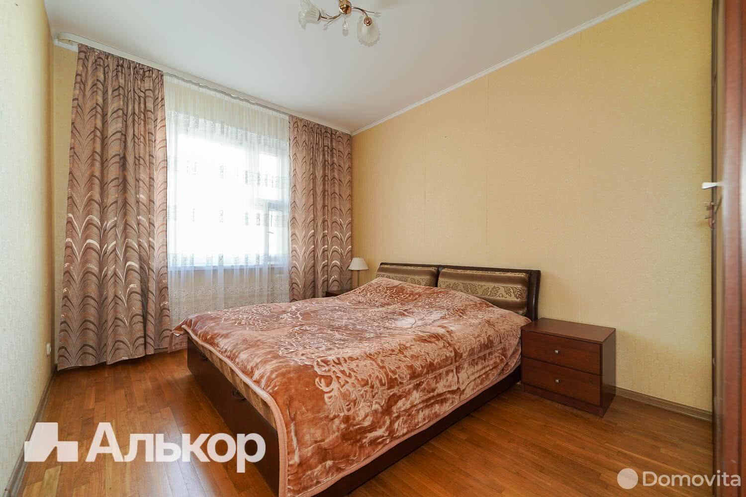 Купить 3-комнатную квартиру в Минске, ул. Скрипникова, д. 21, 120000 USD, код: 1000023 - фото 4