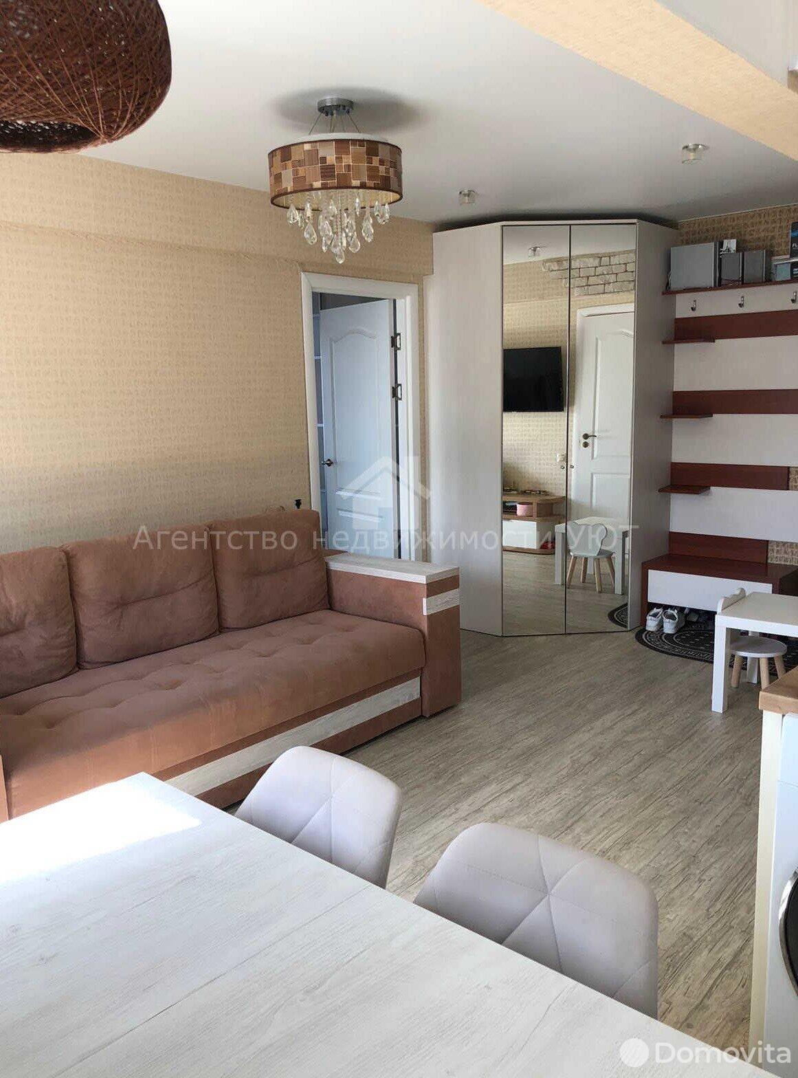 Продажа 2-комнатной квартиры в Витебске, ул. Горбачевского, 35600 USD, код: 938369 - фото 1