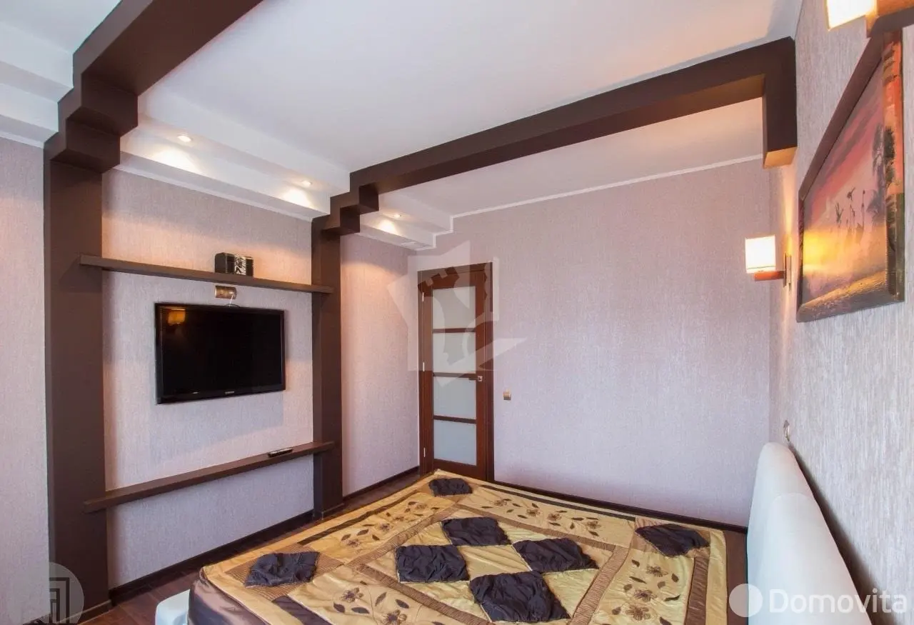 Снять 3-комнатную квартиру в Минске, ул. Притыцкого, д. 107, 650USD, код 148989 - фото 1