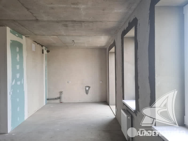 Купить 2-комнатную квартиру в Бресте, ул. Сикорского, 74200 USD, код: 1025961 - фото 2