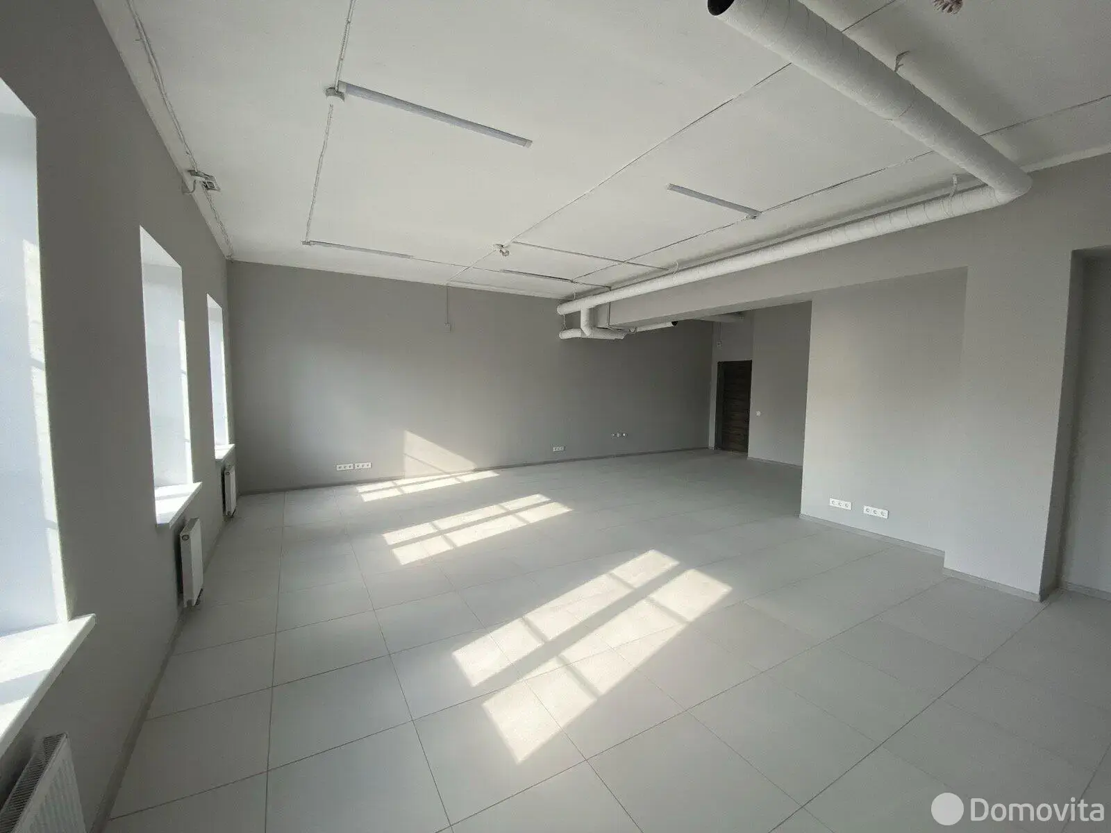 торговый объект, Минск, ул. Интернациональная, д. 3, стоимость аренды 22 019 р./мес.