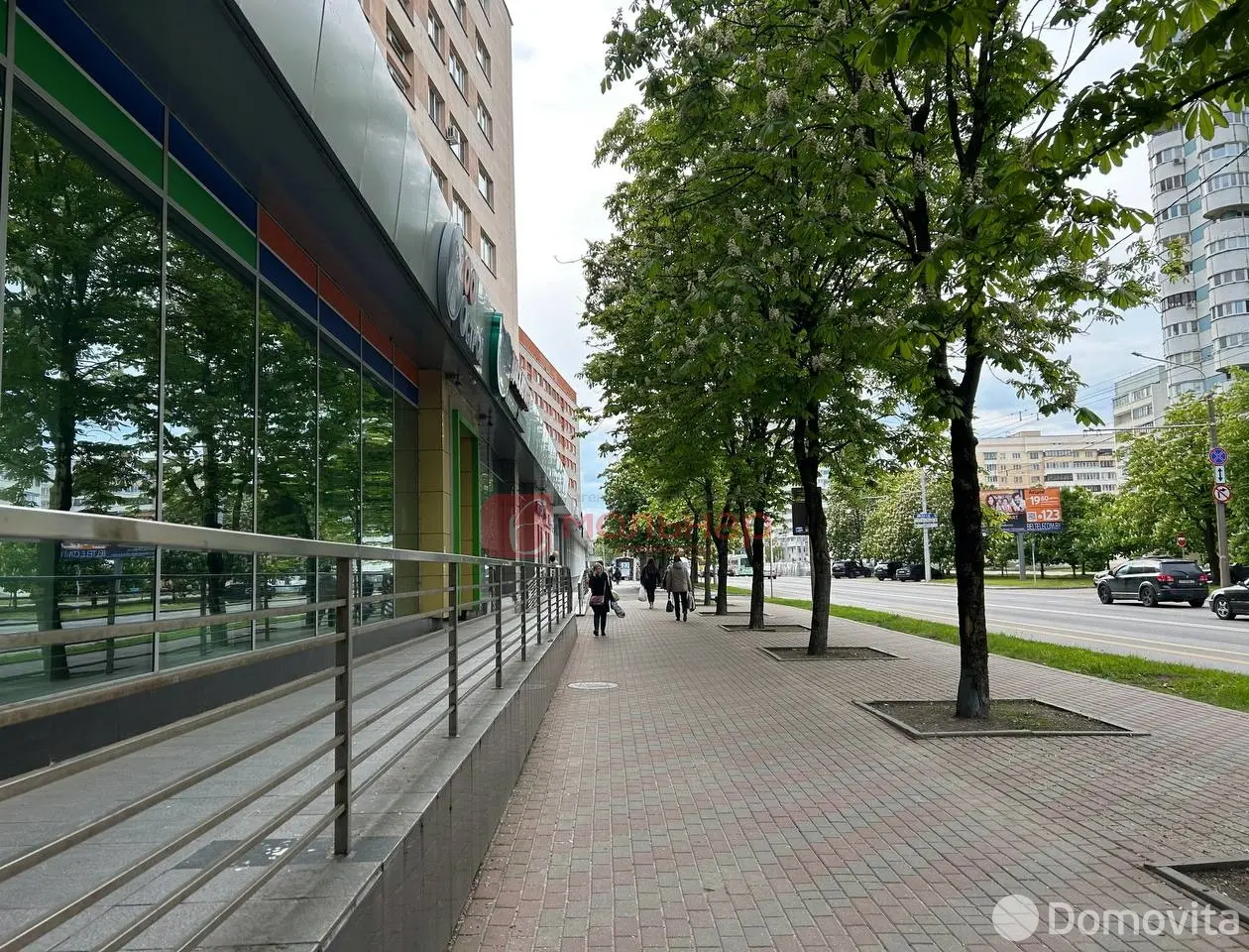 Снять торговую точку на ул. Веры Хоружей, д. 19 в Минске, 2465EUR, код 966680 - фото 1