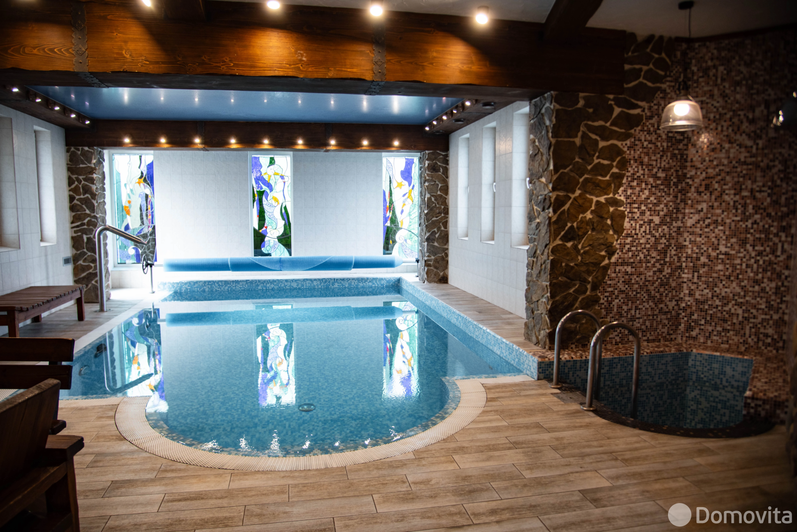 Коттедж Премиум-дом для отдыха с сауной, бассеином и бильярдом на сутки в Минске пер. Радашковский, д. 12, 700BYN, код 1356 - фото 1