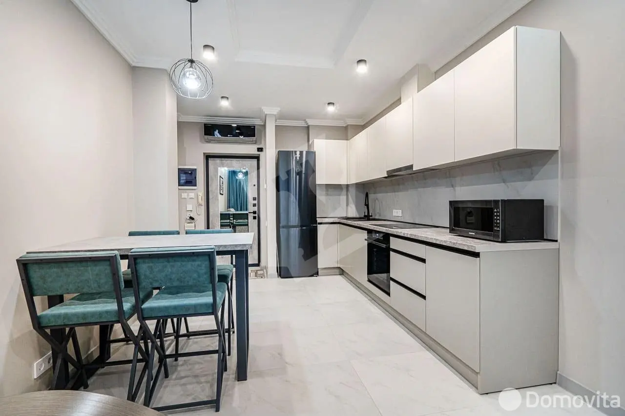 квартира, Минск, ул. Петра Мстиславца, д. 10, стоимость аренды 2 324 р./мес.