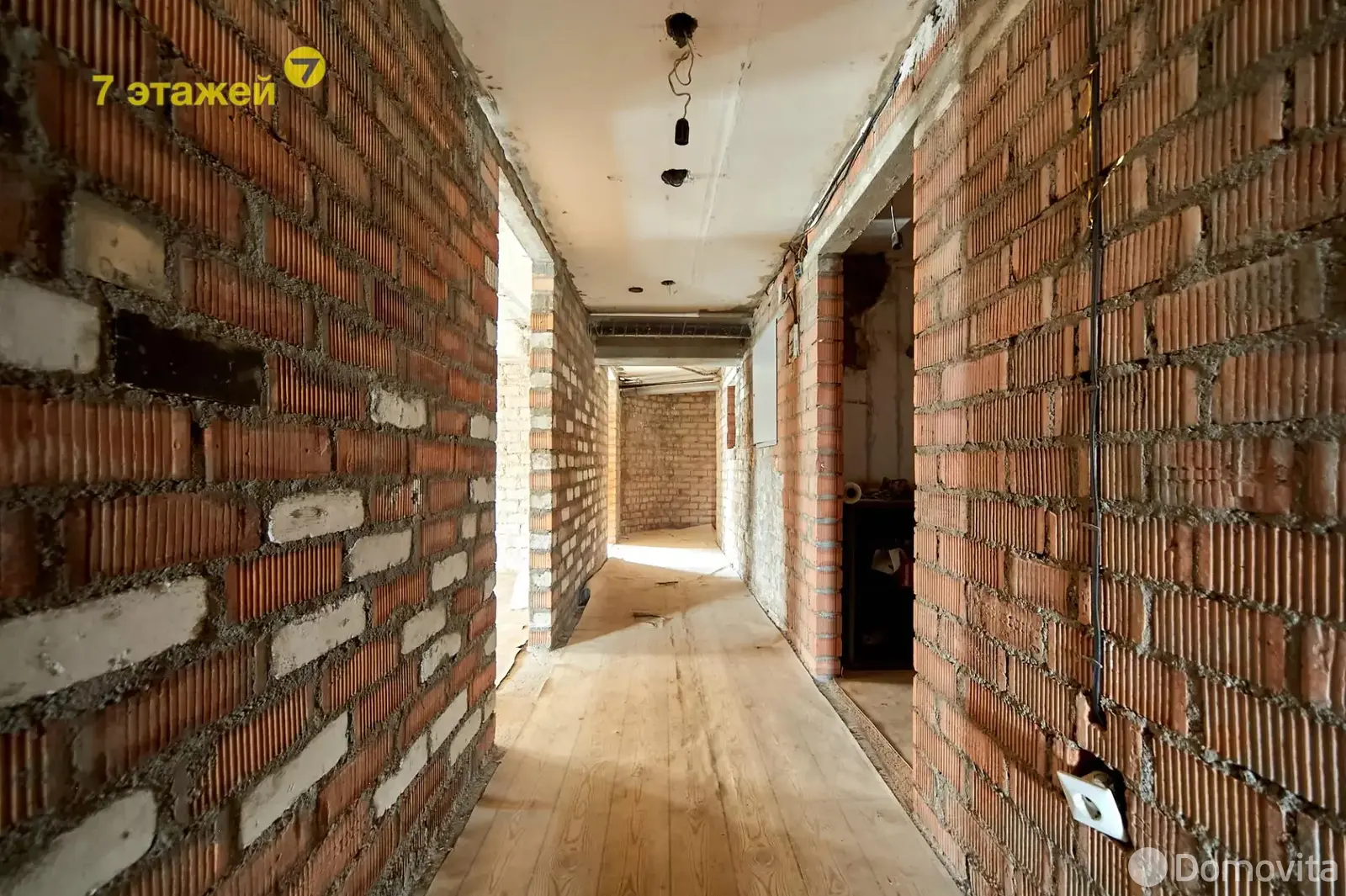 торговый объект, Минск, ул. Веры Хоружей, д. 14 на ст. метро Площадь Якуба Коласа