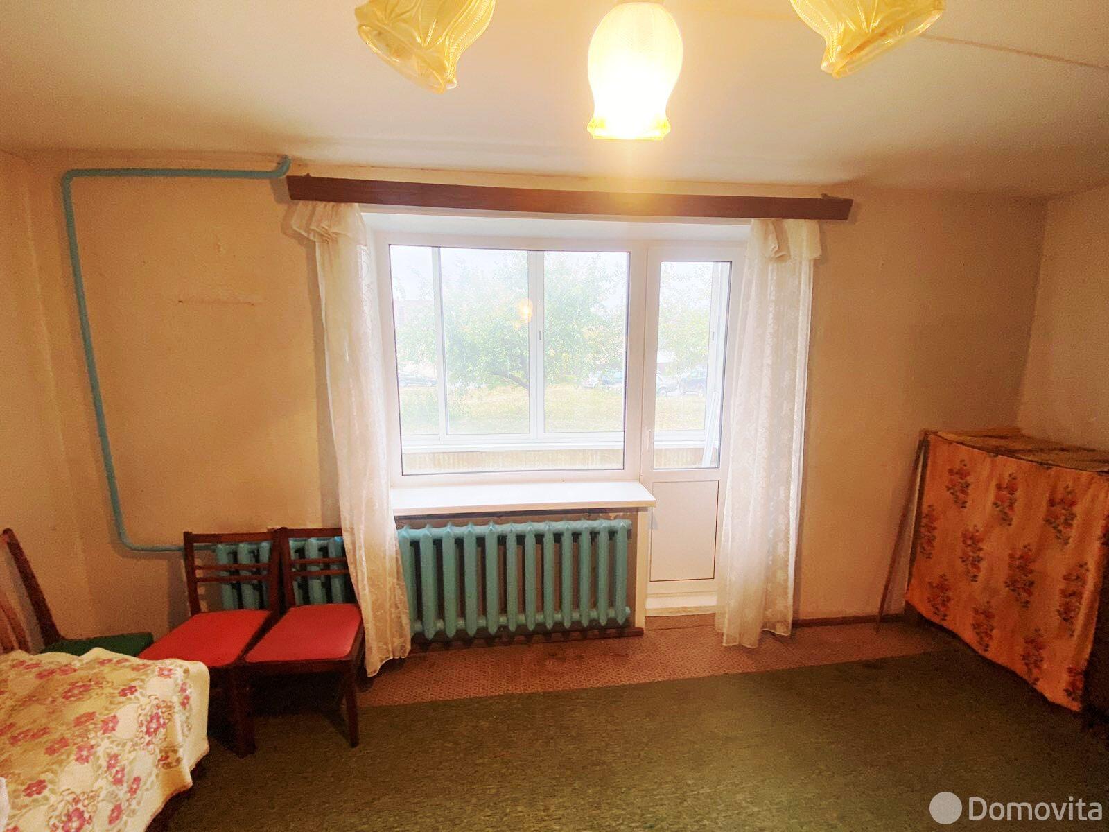 Продажа 2-комнатной квартиры в Логойске, ул. Крылова, д. 3, 45000 USD, код: 1076001 - фото 1