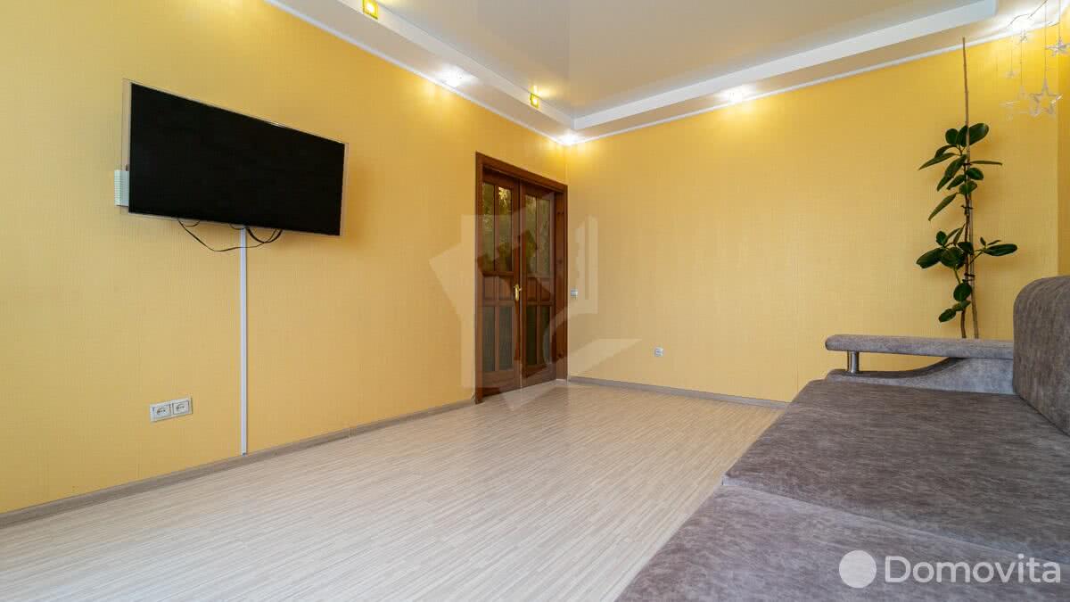 Купить 4-комнатную квартиру в Жодино, ул. Калиновского, д. 28, 67900 USD, код: 992770 - фото 2