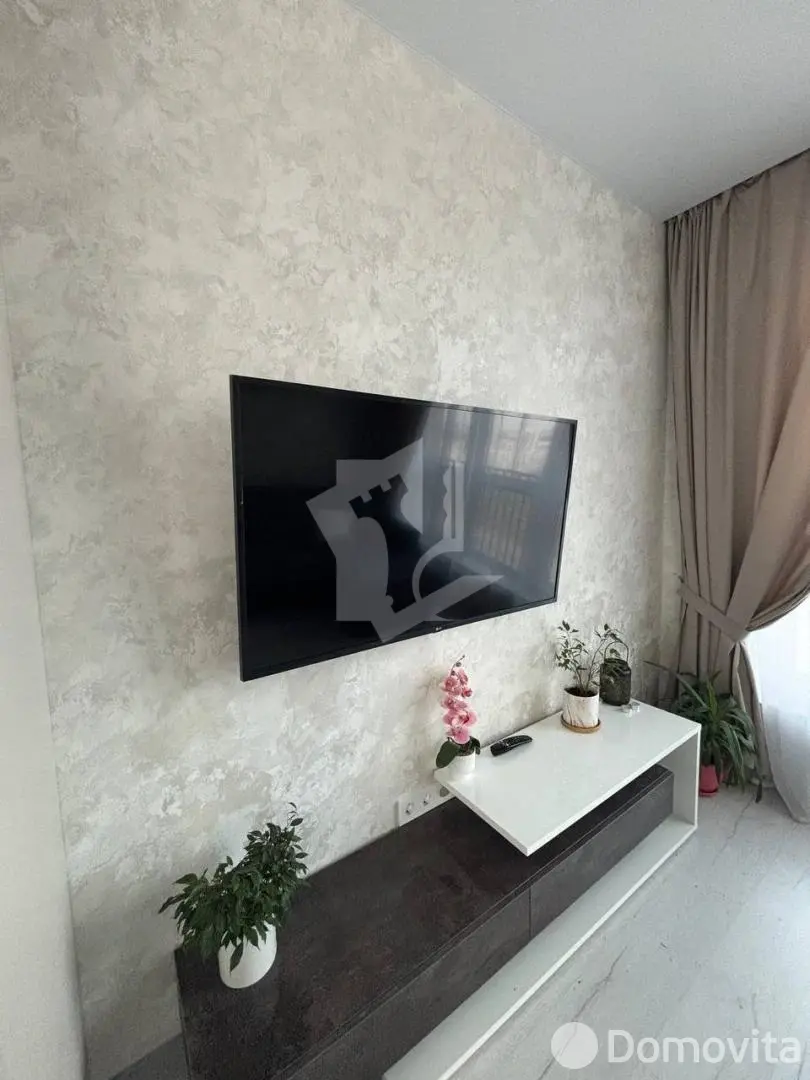 Снять 3-комнатную квартиру в Минске, ул. Леонида Щемелёва, д. 10, 700USD, код 150457 - фото 1