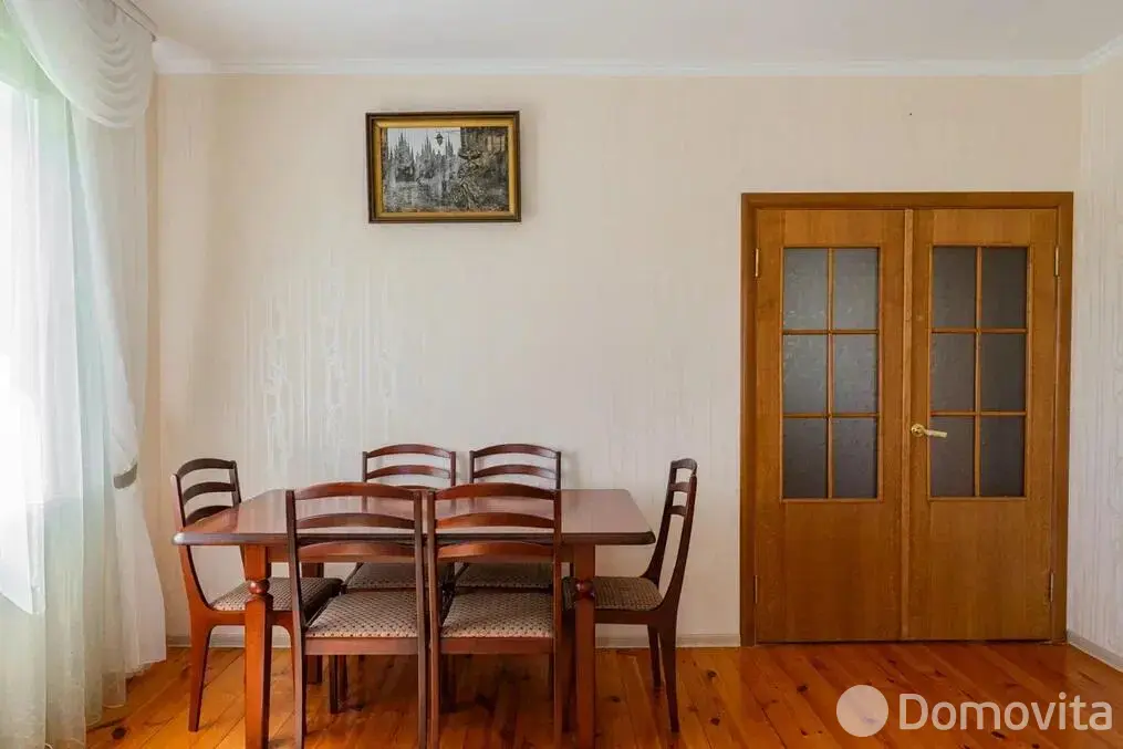 дом, Юхновка, ул. Дачная 